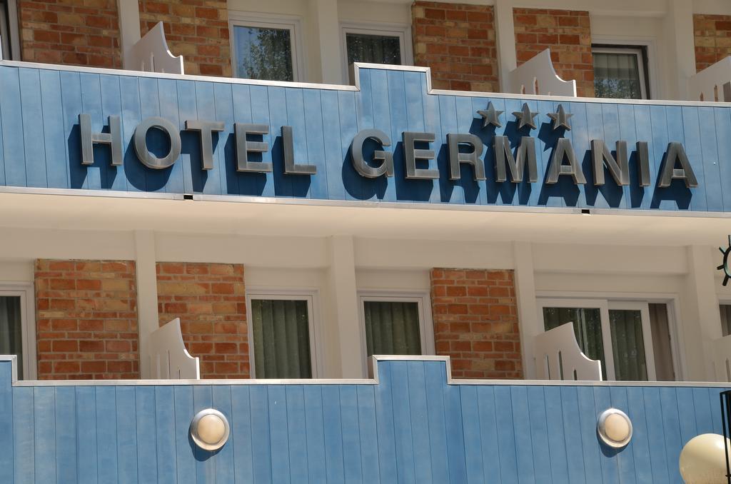 Hotel Germania Bibione Exterior photo